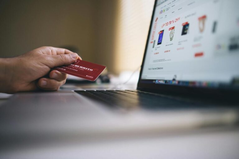 Como Identificar um Desconto Falso Online