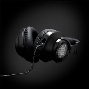 JBL Quantum 100 Gaming Headset with QuantumSOUND Sound, Boom Microphone Lightweight, Comfortable and Eye-Catching Design, Compatible with Multiple Platforms, Black